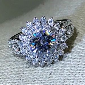 NEW 925 STERLING SILVER DIAMOND RING